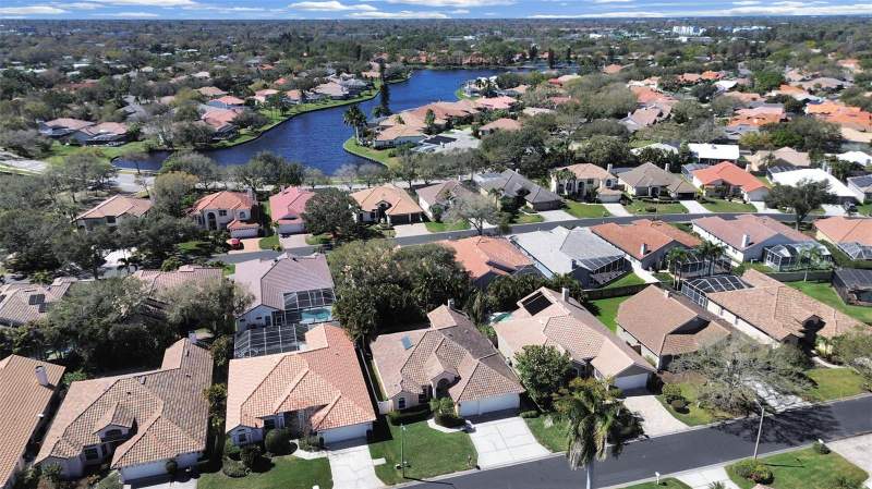 3 bedroom Single Family Residence at 4833 Windmill Palm Terrace, Placido Bayou, St Petersburg — photo 2