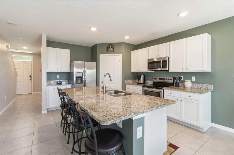 5 bedroom Single Family Residence at 2464 White Poppy Drive, Murano At Westside, Kissimmee — photo 5
