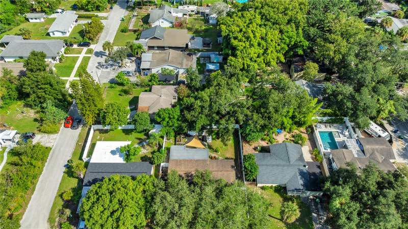 3 bedroom Single Family Residence at 1104 E Lambright St, Tampa, Tampa — photo 5