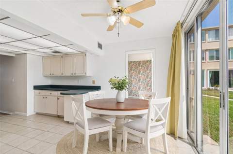 5095 Bay Street #110, St Petersburg FL - photo 8 of 34