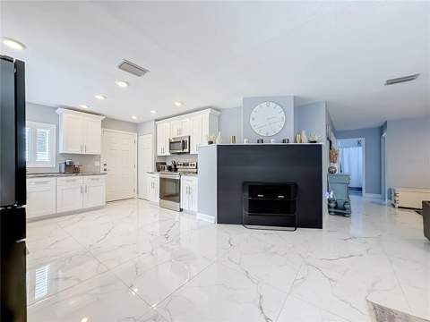 8502 N Otis Avenue, Tampa FL - photo 14 of 83