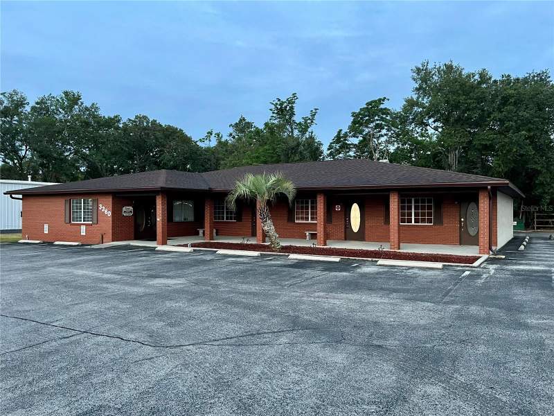 3360 US HIGHWAY 441/27 home for sale in Fruitland Park Park Heights