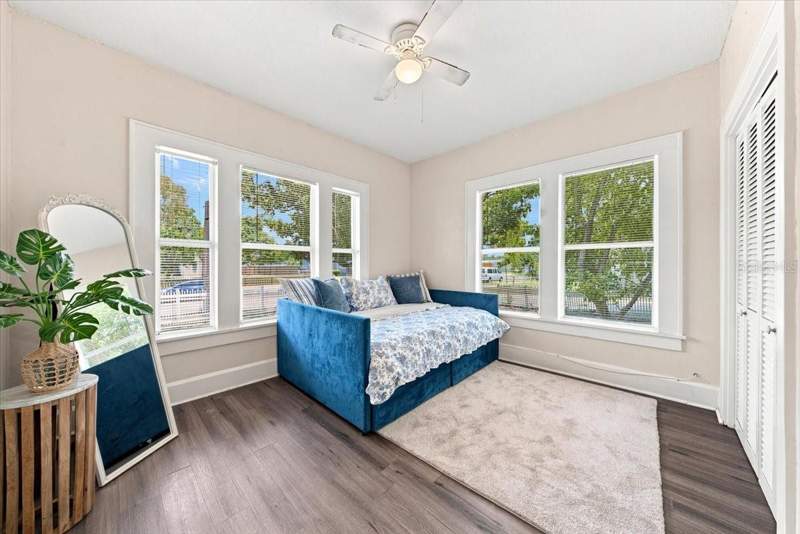 4 bedroom Single Family Residence at 4026 4th Avenue, Halls Central Ave 3, St Petersburg — photo 5