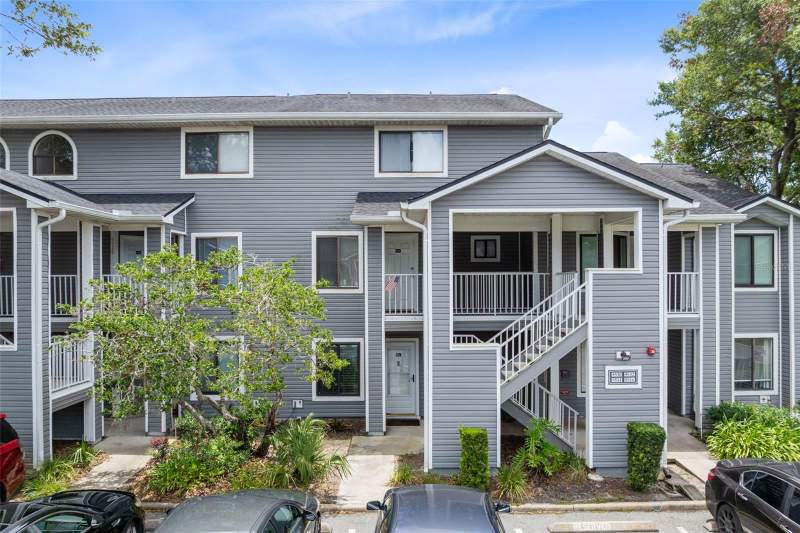 Colonial LandingsCondos for Sale in Orlando, FL
