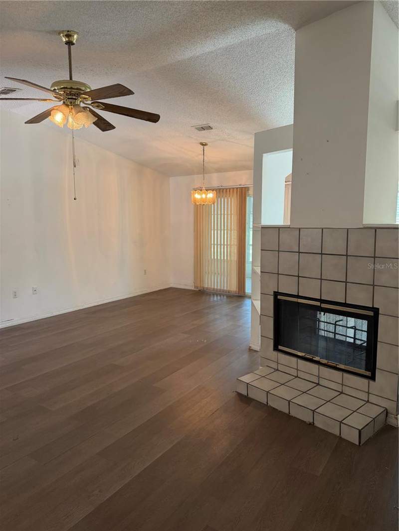 2 bedroom Single Family Residence at 412 Westwood Drive, Pennbrooke Ph 1A, Leesburg — photo 2