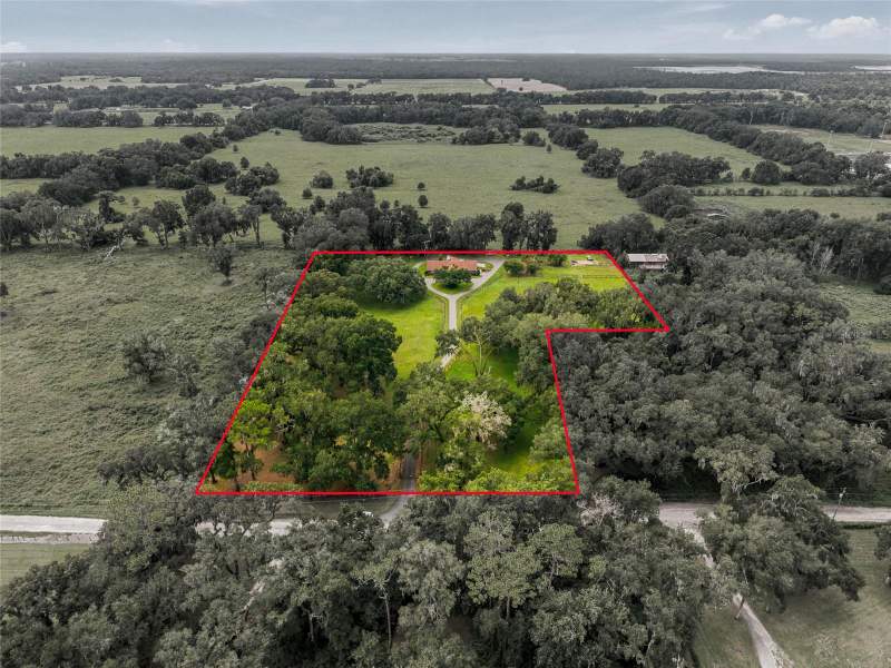 3 bedroom Single Family Residence at 690 SW 165th Street, Home Nonsub, Ocala — photo 3