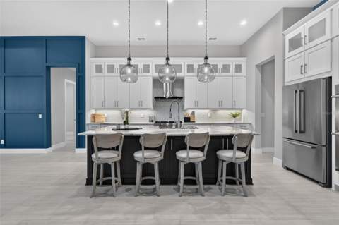 8448 Cane Bay Court, Lakewood Ranch FL - photo 9 of 99