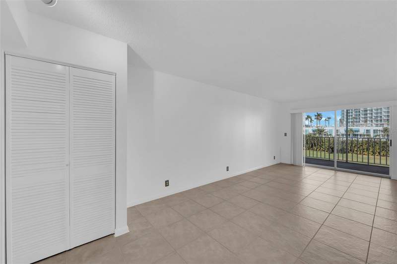 2 bedroom Condominium at 2875 Palm Beach Boulevard #205, Palm Beach Landings Condo, Fort Myers — photo 5