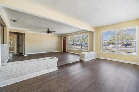 5130 Dr Martin Luther King Jr St S, St Petersburg FL - photo 11 of 43