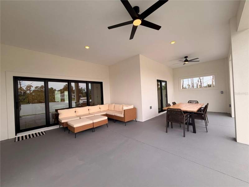 3 bedroom Single Family Residence at 13313 Blake Drive, Port Charlotte Sec 058, Port Charlotte — photo 5