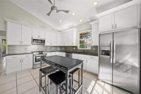 569 Juan Anasco Drive, Longboat Key FL - photo 19 of 81