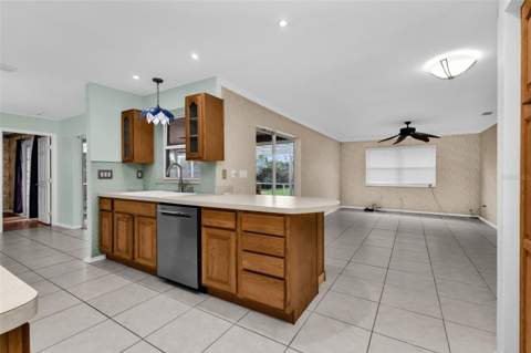 18577 Jay Avenue, Port Charlotte FL - photo 6 of 39