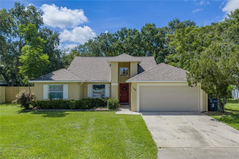 3 bedroom Single Family Residence at 106 SAINT KITTS CIRCLE, PLANTERS WALK, WINTER HAVEN — photo 1