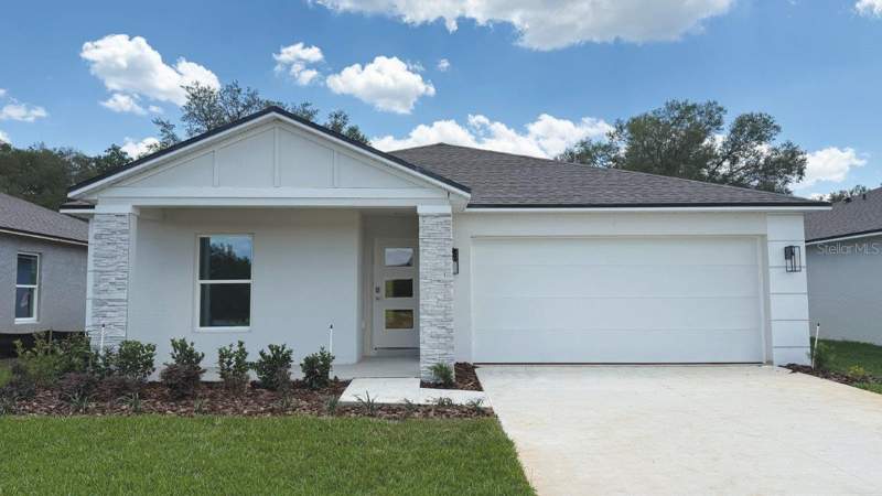 Boulevard Oaks