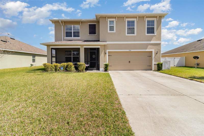 9731 PEPPER TREE TRAIL