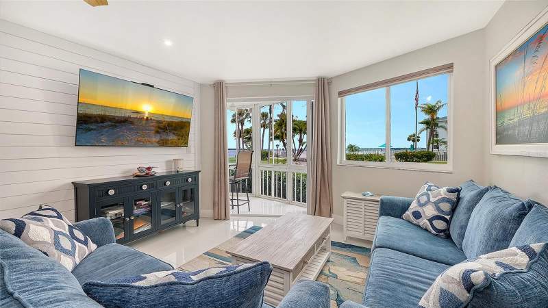 2 bedroom Condominium at 771 John Ringling Boulevard #5, Sarasota Harbor East, Sarasota — photo 2