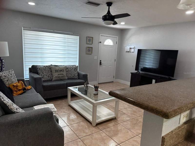 3 bedroom Single Family Residence at 1159 Fundy Road, South Venice, Venice — photo 3