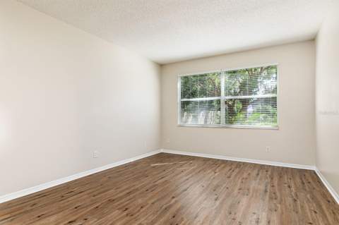 4936 Bellthorn Drive, Orlando FL - photo 10 of 29