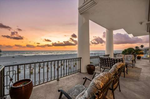 810 Eldorado Avenue, Clearwater Beach FL - photo 12 of 81