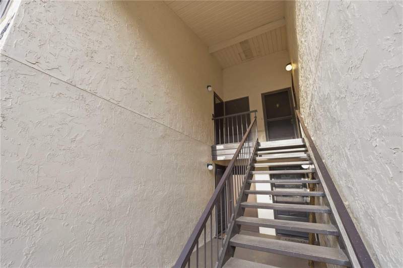 2 bedroom Condominium at 681 Midway Drive #B, Lakes Village West, Ocala — photo 3