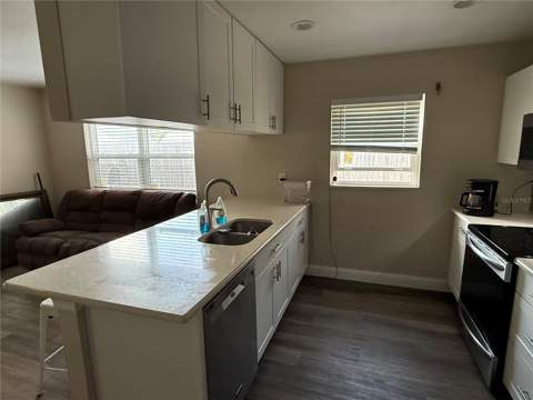 5030 Doefield Lane, New Port Richey FL - photo 11 of 35