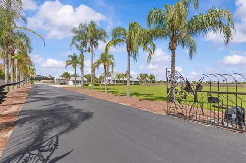 195 Spring Lake Highway, Brooksville FL - photo 16 of 99