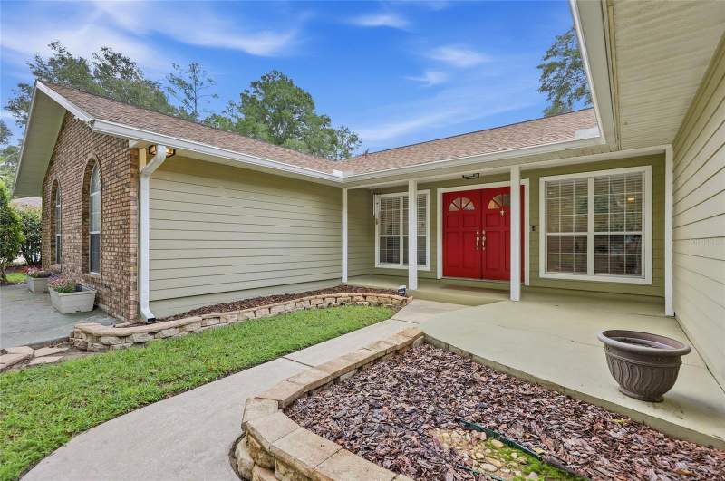 4 bedroom Single Family Residence at 2825 NW 27th Terrace, Royal Gardens Ph IV, Gainesville — photo 4