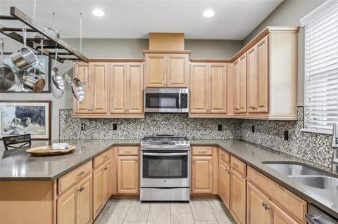 508 Narrow View Lane, Groveland FL - photo 13 of 41