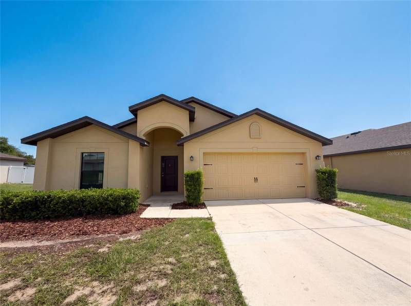 1880 PIEDMONT COURT home for sale in Mascotte Lake Jackson Ridge