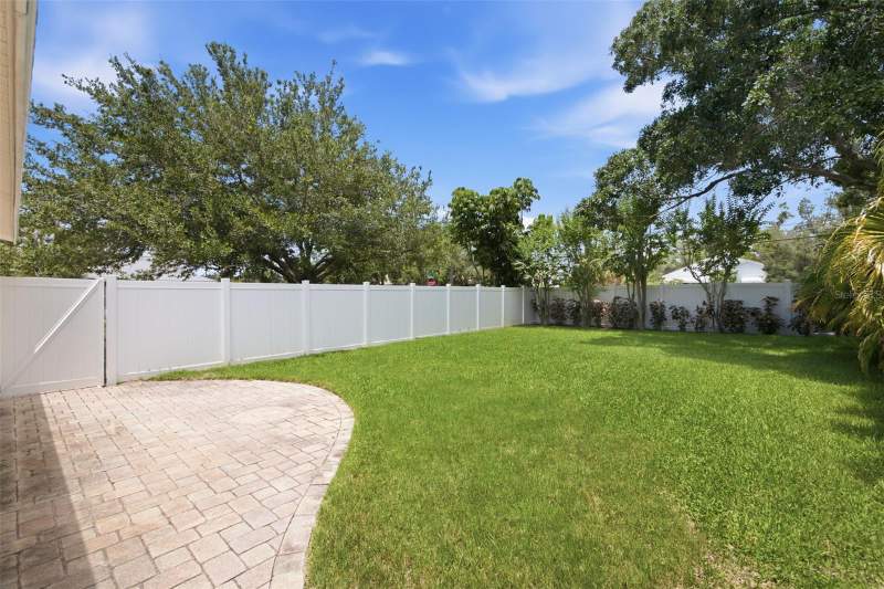 4 bedroom Single Family Residence at 1470 28th Avenue, Woodlawn, St Petersburg — photo 3