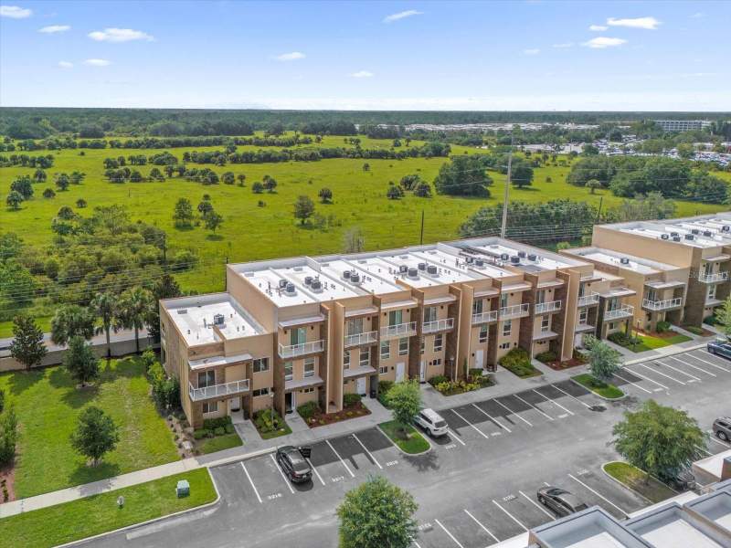 3 bedroom Townhouse at 3215 Brasilia Avenue, Magic Village Rep, Kissimmee — photo 3