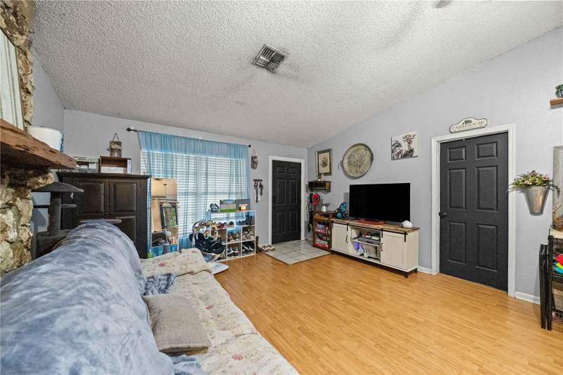 3 bedroom Single Family Residence at 3301 NE 23rd Avenue, Sun Ray Estate, Ocala — photo 5