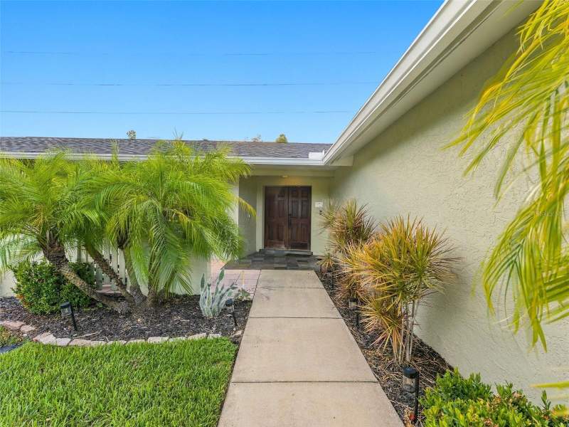 3 bedroom Single Family Residence at 1846 Del Robles Drive, Del Robles, Clearwater — photo 5
