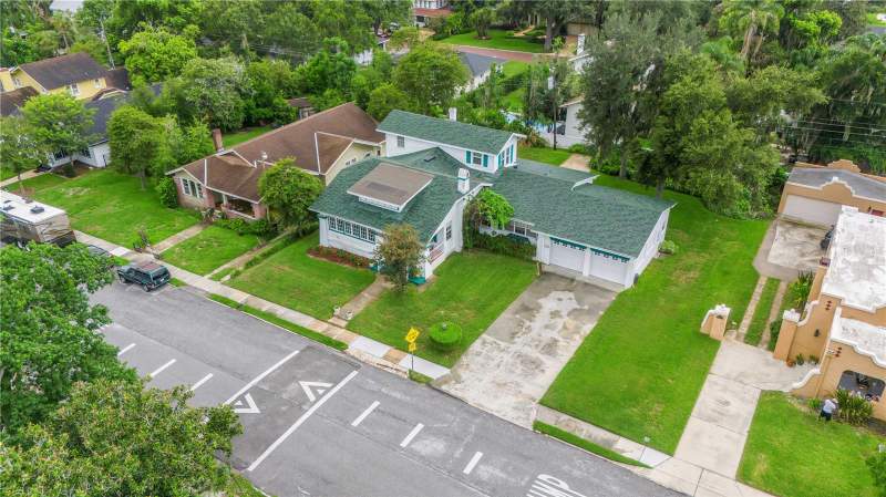3 bedroom Single Family Residence at 127 Patten Heights Street, Patten Heights, Lakeland — photo 2