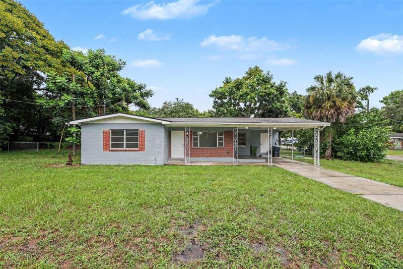 3 bedroom Single Family Residence at 8101 N 17th Street, Fern Cliff, Tampa — photo 2