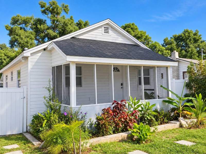 2 bedroom Single Family Residence at 10115 N 14th Street, Castle Heights 1st Add, Tampa — photo 2
