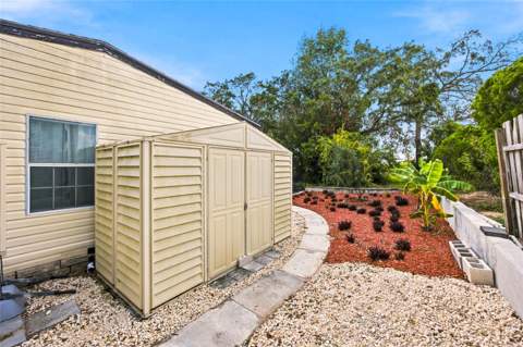 9242 Denmarsh Drive, Brooksville FL - photo 22 of 23