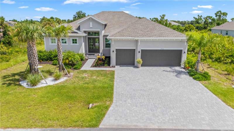 3 bedroom Single Family Residence at 13316 Journal Lane, Port Charlotte Sec 058, Port Charlotte — photo 2