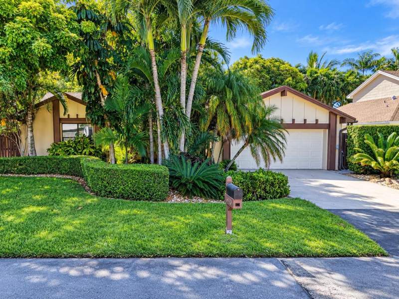 3 bedroom Single Family Residence at 5440 SW 155th Court, Lakes Meadow Sec 04, Miami — photo 2