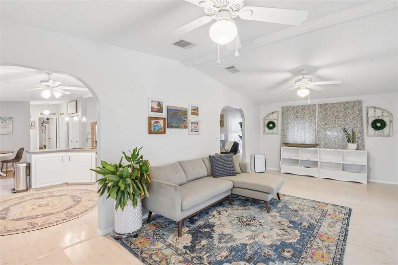 3 bedroom Manufactured Home at 507 River View Lane, River Village, Tarpon Springs — photo 4