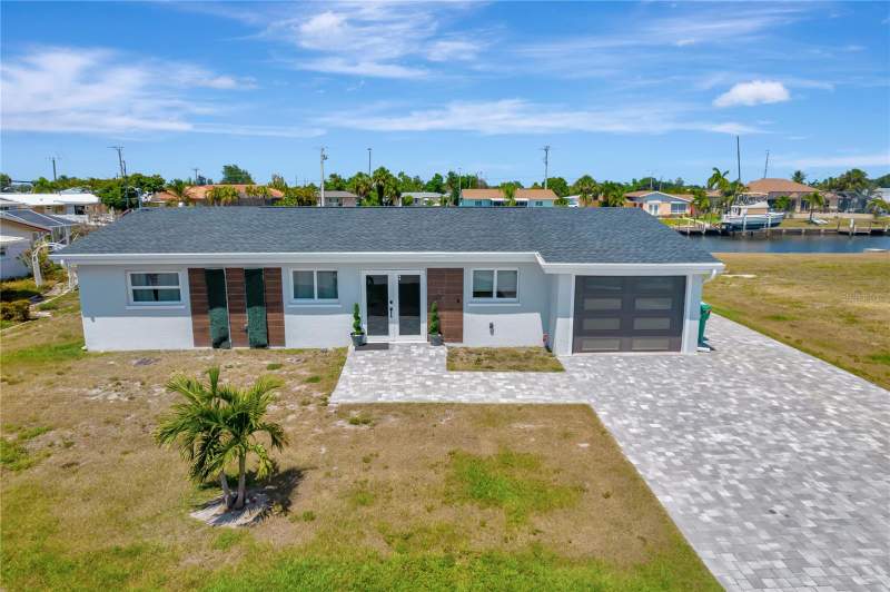3 bedroom Single Family Residence at 106 Leland Street, Port Charlotte Sec 039, Port Charlotte — photo 5