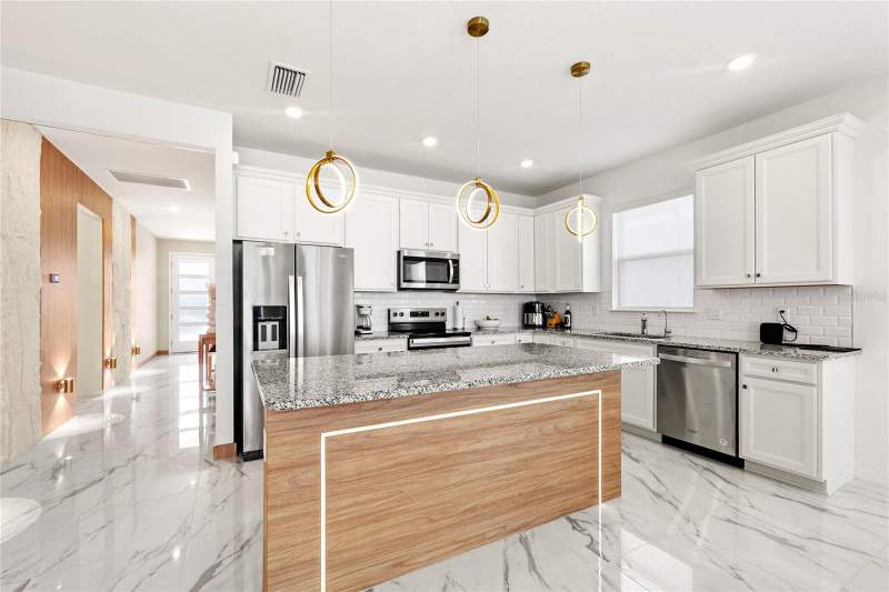 4 bedroom Single Family Residence at 6976 Rosy Sky Avenue, Everbe Ph 1C, Orlando — photo 5