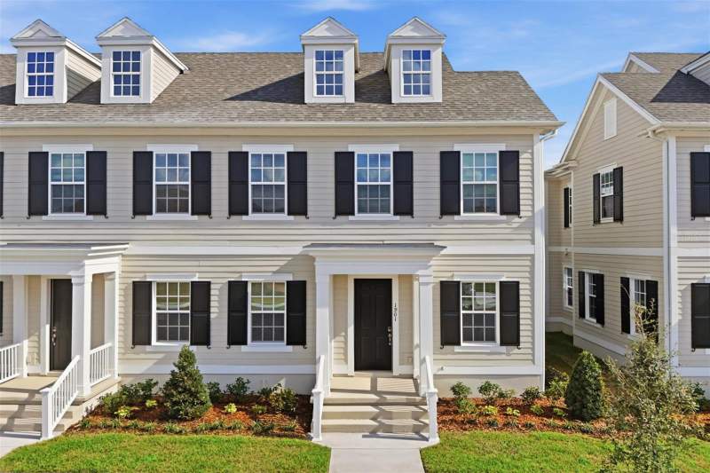 1901 SEAWALL WAY home for sale in Island Village