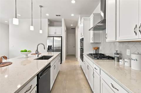 5031 Dancy Lane, St Cloud FL - photo 10 of 51