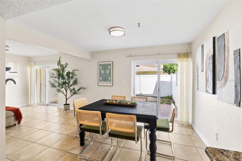 3 bedroom Townhouse at 7256 Moffatt Lane, Townhouses At Bonnie Bay Condo, Pinellas Park — photo 5