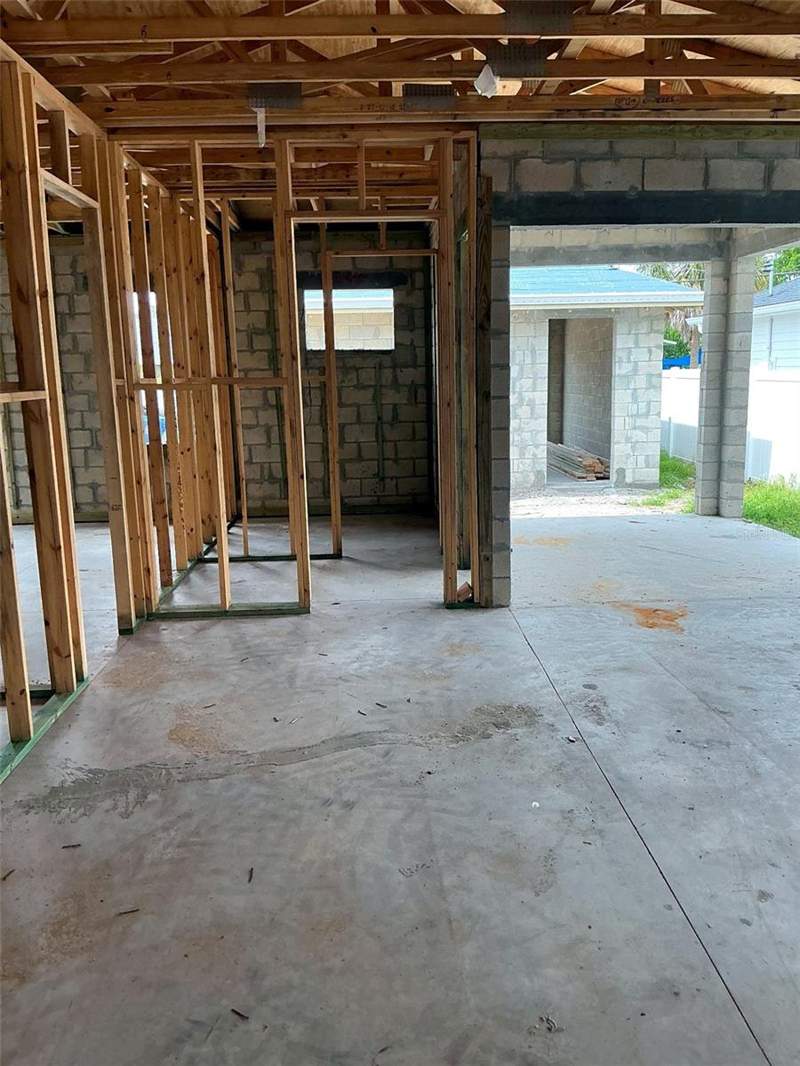 5 bedroom Single Family Residence at 2829 4th Avenue, Halls Central Ave 2, St Petersburg — photo 5