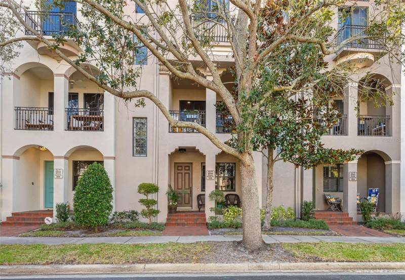 6031 BOWEN DANIEL DRIVE #105 home for sale in Westshore Yacht Club