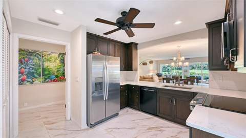 3814 Oakley Greene #27, Sarasota FL - photo 10 of 37