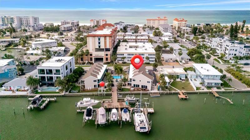 1 bedroom Half Duplex at 673 BAY ESPLANADE #204, FIVE PALMS MOTEL CONDO, CLEARWATER BEACH — photo 1