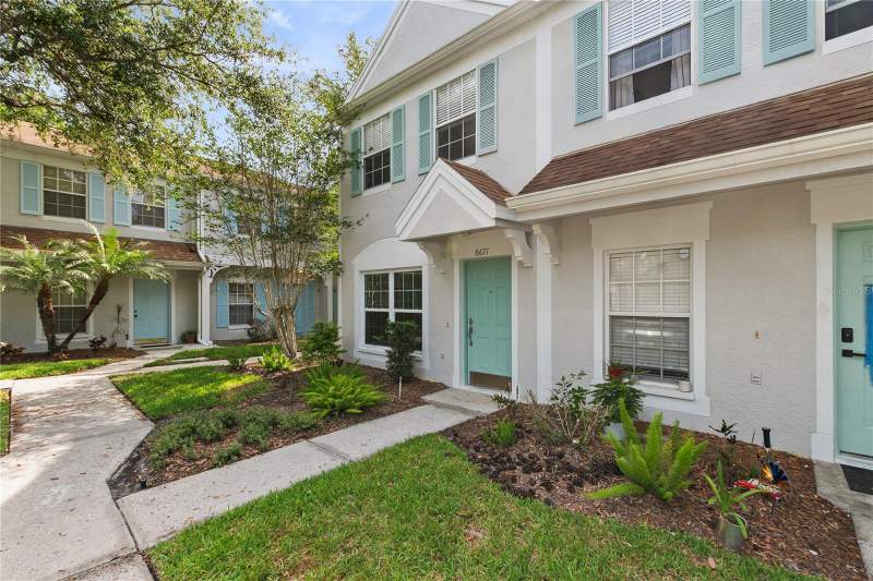2 bedroom Condominium at 8671 Hunters Key Circle #8671, Hunters Key Twnhms At Nort, Tampa — photo 2